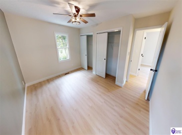 Oakwood Drive, Elizabethtown, Kentucky 42701, ,3 BathroomsBathrooms,For Sale,Oakwood Drive,HK24003929 Oakwood Drive, Elizabethtown, Kentucky 42701, ,3 BathroomsBathrooms,For Sale,Oakwood Drive,HK24003929