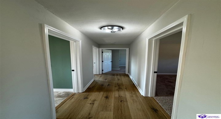 Lyndon Lane, Radcliff, Kentucky 40160, ,1 BathroomBathrooms,For Sale,Lyndon Lane,HK24003930