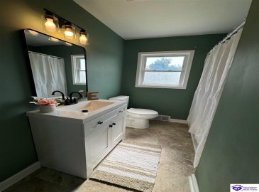 Lyndon Lane, Radcliff, Kentucky 40160, ,1 BathroomBathrooms,For Sale,Lyndon Lane,HK24003930 Lyndon Lane, Radcliff, Kentucky 40160, ,1 BathroomBathrooms,For Sale,Lyndon Lane,HK24003930