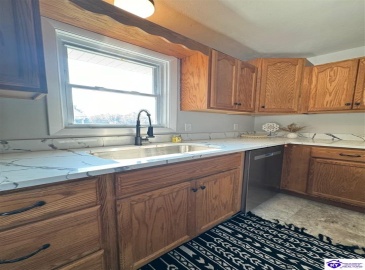 Lyndon Lane, Radcliff, Kentucky 40160, ,1 BathroomBathrooms,For Sale,Lyndon Lane,HK24003930 Lyndon Lane, Radcliff, Kentucky 40160, ,1 BathroomBathrooms,For Sale,Lyndon Lane,HK24003930