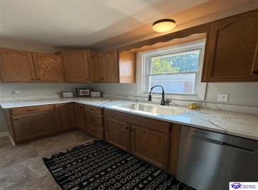 Lyndon Lane, Radcliff, Kentucky 40160, ,1 BathroomBathrooms,For Sale,Lyndon Lane,HK24003930 Lyndon Lane, Radcliff, Kentucky 40160, ,1 BathroomBathrooms,For Sale,Lyndon Lane,HK24003930