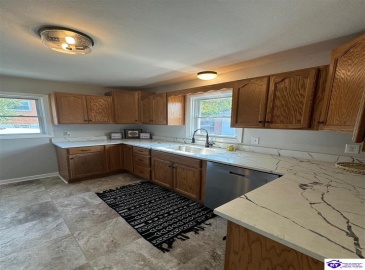 Lyndon Lane, Radcliff, Kentucky 40160, ,1 BathroomBathrooms,For Sale,Lyndon Lane,HK24003930 Lyndon Lane, Radcliff, Kentucky 40160, ,1 BathroomBathrooms,For Sale,Lyndon Lane,HK24003930