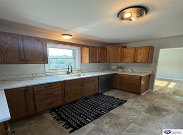 Lyndon Lane, Radcliff, Kentucky 40160, ,1 BathroomBathrooms,For Sale,Lyndon Lane,HK24003930 Lyndon Lane, Radcliff, Kentucky 40160, ,1 BathroomBathrooms,For Sale,Lyndon Lane,HK24003930