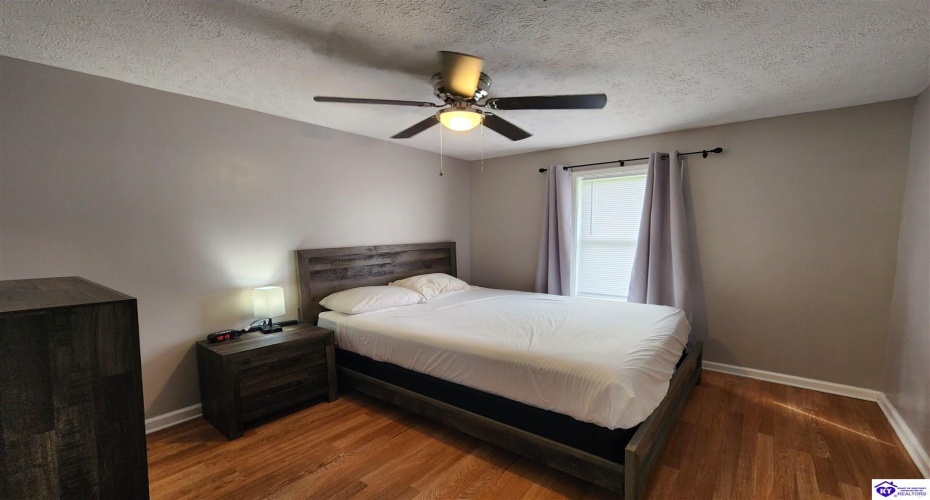 Bardstown Road, Hodgenville, Kentucky 42748, ,2 BathroomsBathrooms,For Sale,Bardstown Road,HK24003933