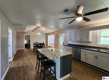 Bardstown Road, Hodgenville, Kentucky 42748, ,2 BathroomsBathrooms,For Sale,Bardstown Road,HK24003933 Bardstown Road, Hodgenville, Kentucky 42748, ,2 BathroomsBathrooms,For Sale,Bardstown Road,HK24003933