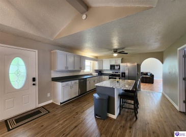 Bardstown Road, Hodgenville, Kentucky 42748, ,2 BathroomsBathrooms,For Sale,Bardstown Road,HK24003933 Bardstown Road, Hodgenville, Kentucky 42748, ,2 BathroomsBathrooms,For Sale,Bardstown Road,HK24003933