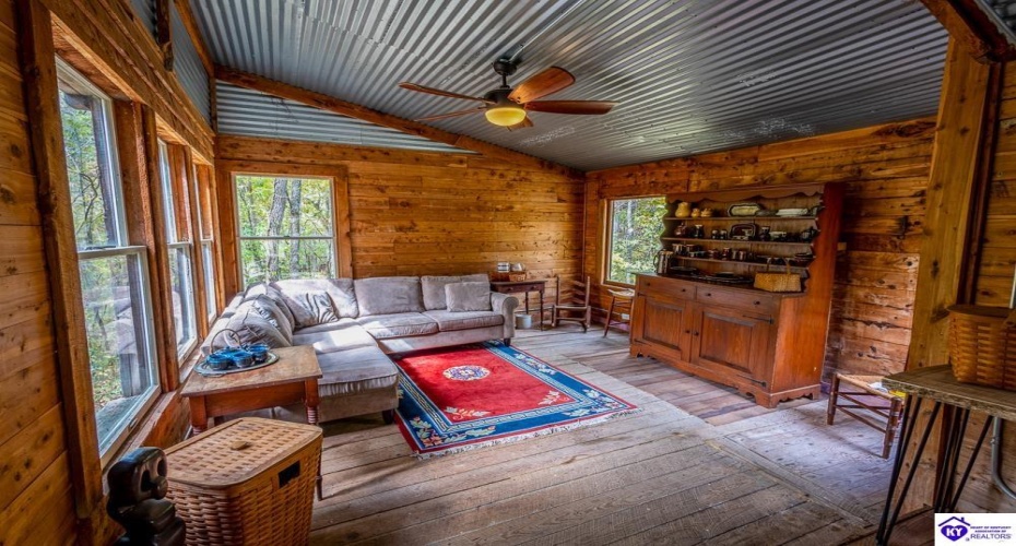 Otter Creek Road, Buffalo, Kentucky 42716, ,1 BathroomBathrooms,For Sale,Otter Creek Road,HK24003939