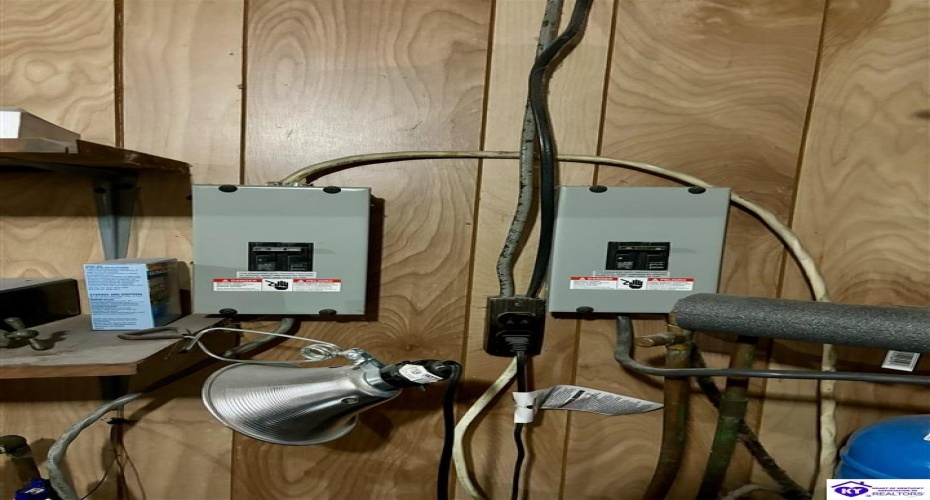 Old Hodgenville Road, Campbellsville, Kentucky 42718, ,1 BathroomBathrooms,For Sale,Old Hodgenville Road,HK24000376