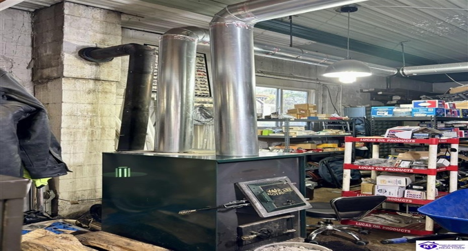 Old Hodgenville Road, Campbellsville, Kentucky 42718, ,1 BathroomBathrooms,For Sale,Old Hodgenville Road,HK24000376