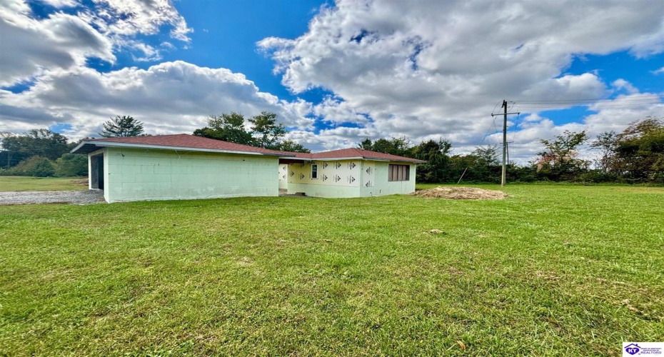 Thorn Side, Campbellsville, Kentucky 42718, ,3 BathroomsBathrooms,For Sale,Thorn Side,HK24003945