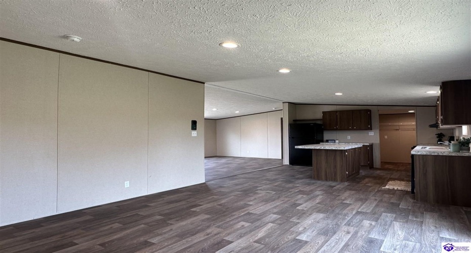 Webster Road, Campbellsville, Kentucky 42718, ,2 BathroomsBathrooms,For Sale,Webster Road,HK24003947