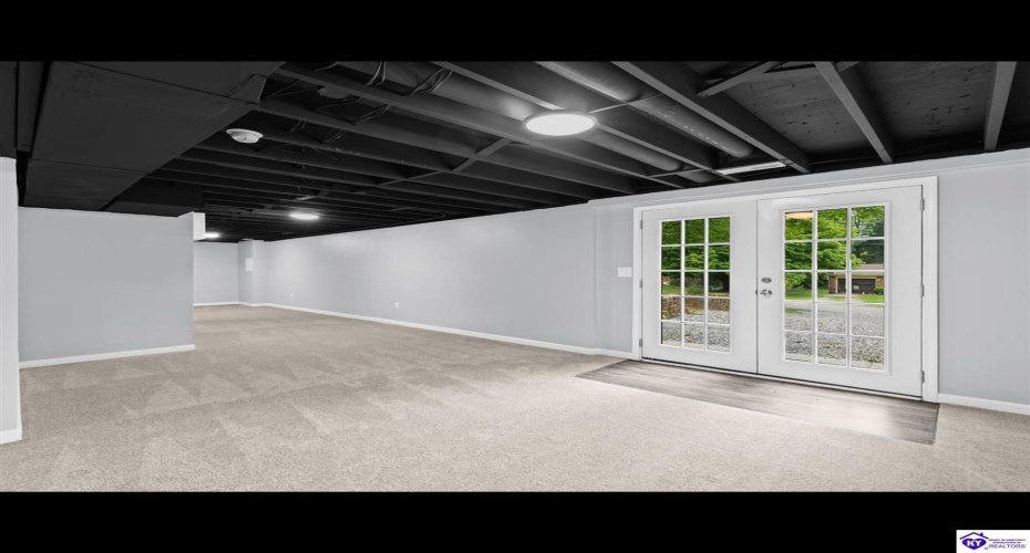 Wildwood Drive, Elizabethtown, Kentucky 42701, ,2 BathroomsBathrooms,For Sale,Wildwood Drive,HK24003948