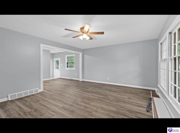 Wildwood Drive, Elizabethtown, Kentucky 42701, ,2 BathroomsBathrooms,For Sale,Wildwood Drive,HK24003948 Wildwood Drive, Elizabethtown, Kentucky 42701, ,2 BathroomsBathrooms,For Sale,Wildwood Drive,HK24003948