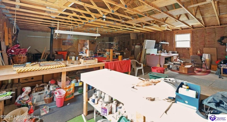 Lafollette Road, New Haven, Kentucky 40051, ,2 BathroomsBathrooms,For Sale,Lafollette Road,HK24003953