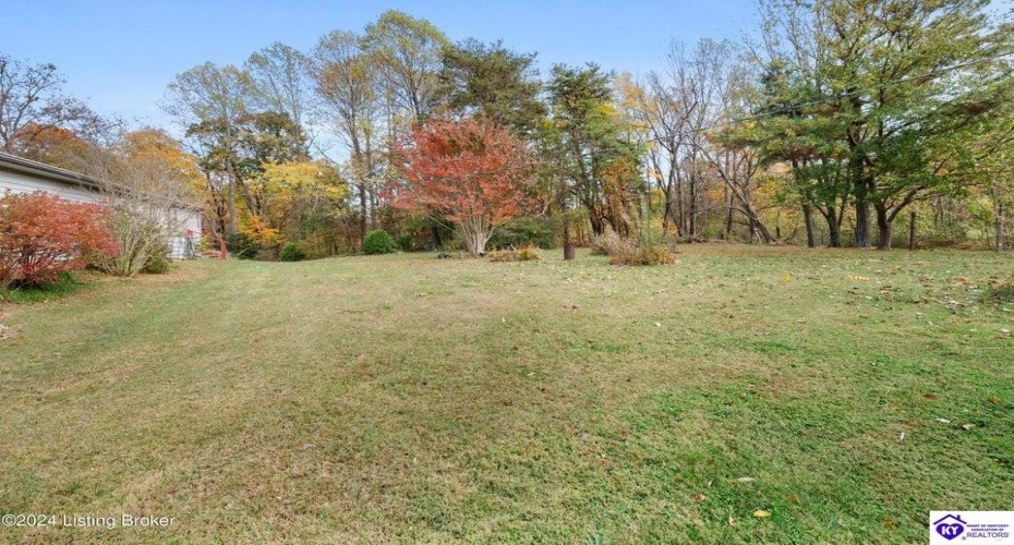 Lafollette Road, New Haven, Kentucky 40051, ,2 BathroomsBathrooms,For Sale,Lafollette Road,HK24003953