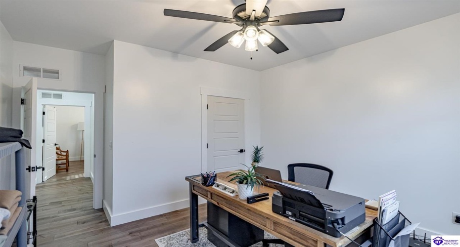 Livingood Lane, Hodgenville, Kentucky 42748, ,2 BathroomsBathrooms,For Sale,Livingood Lane,HK24003959