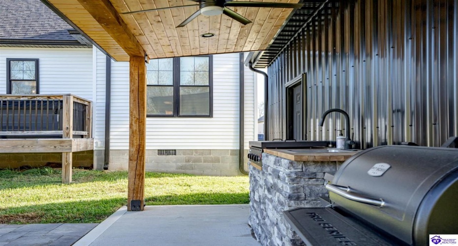 Livingood Lane, Hodgenville, Kentucky 42748, ,2 BathroomsBathrooms,For Sale,Livingood Lane,HK24003959