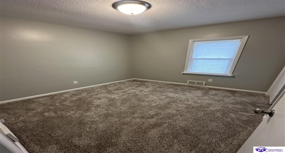 Atwill Street, Brandenburg, Kentucky 40108, ,2 BathroomsBathrooms,For Sale,Atwill Street,HK24003961