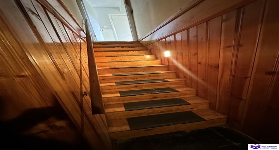 Atwill Street, Brandenburg, Kentucky 40108, ,2 BathroomsBathrooms,For Sale,Atwill Street,HK24003961