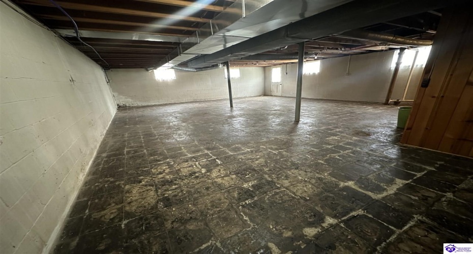 Atwill Street, Brandenburg, Kentucky 40108, ,2 BathroomsBathrooms,For Sale,Atwill Street,HK24003961