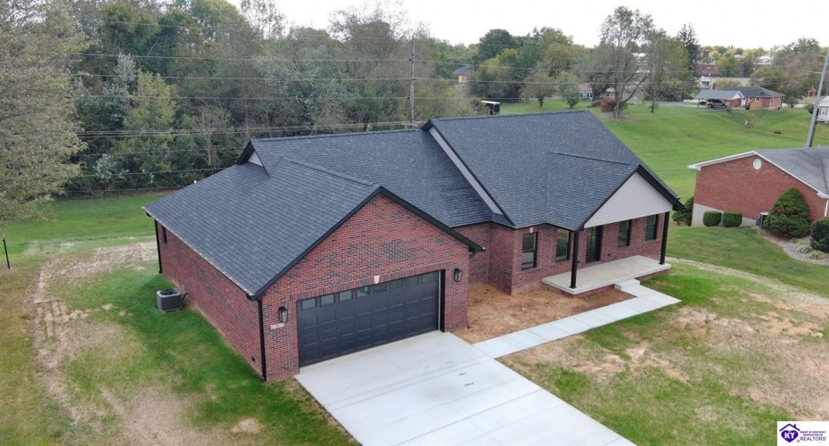 Circle Crest, Hodgenville, Kentucky 42748, ,2 BathroomsBathrooms,For Sale,Circle Crest,HK24003964