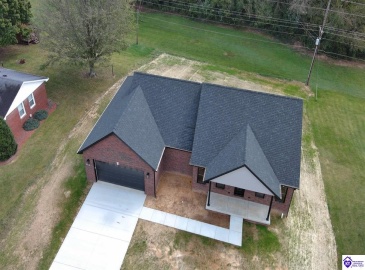 Circle Crest, Hodgenville, Kentucky 42748, ,2 BathroomsBathrooms,For Sale,Circle Crest,HK24003964 Circle Crest, Hodgenville, Kentucky 42748, ,2 BathroomsBathrooms,For Sale,Circle Crest,HK24003964