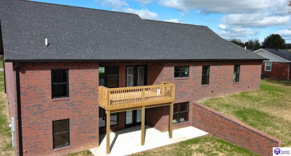 Circle Crest, Hodgenville, Kentucky 42748, ,2 BathroomsBathrooms,For Sale,Circle Crest,HK24003964