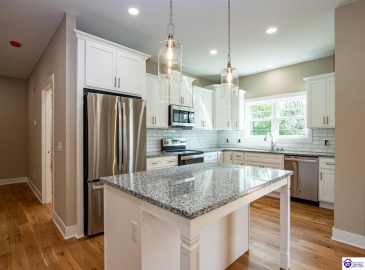 Circle Crest, Hodgenville, Kentucky 42748, ,2 BathroomsBathrooms,For Sale,Circle Crest,HK24003964 Circle Crest, Hodgenville, Kentucky 42748, ,2 BathroomsBathrooms,For Sale,Circle Crest,HK24003964