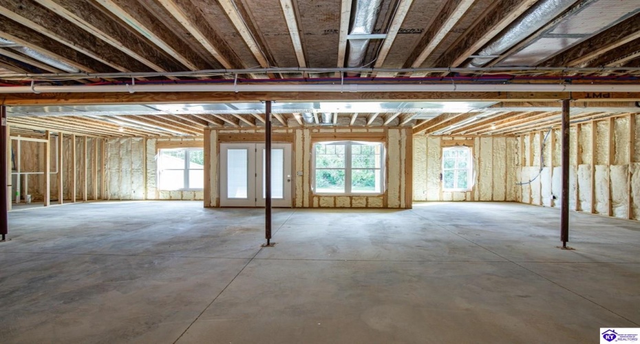 Circle Crest, Hodgenville, Kentucky 42748, ,2 BathroomsBathrooms,For Sale,Circle Crest,HK24003964