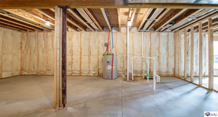 Circle Crest, Hodgenville, Kentucky 42748, ,2 BathroomsBathrooms,For Sale,Circle Crest,HK24003964