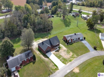 Circle Crest, Hodgenville, Kentucky 42748, ,2 BathroomsBathrooms,For Sale,Circle Crest,HK24003964 Circle Crest, Hodgenville, Kentucky 42748, ,2 BathroomsBathrooms,For Sale,Circle Crest,HK24003964