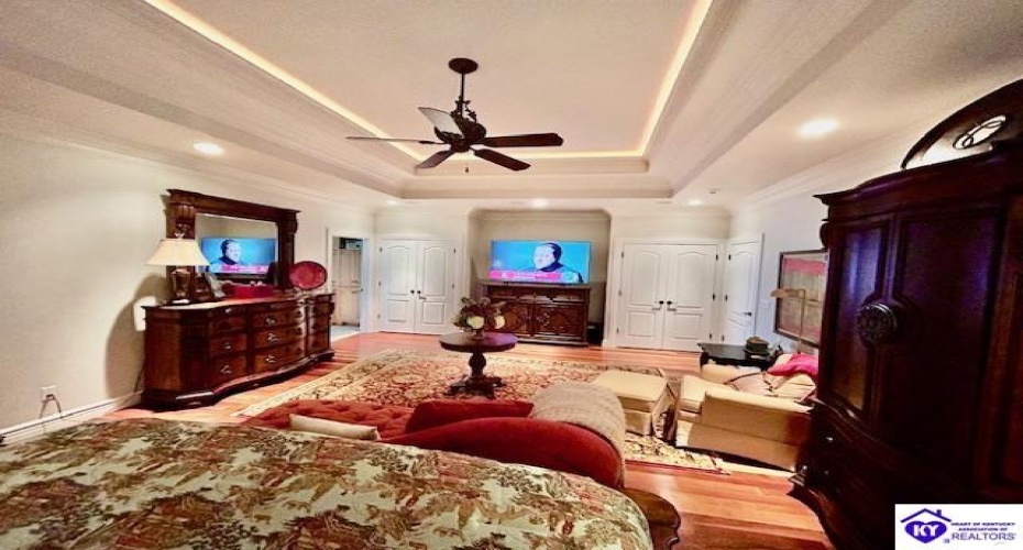 Fairway Drive, Campbellsville, Kentucky 42718, ,4 BathroomsBathrooms,For Sale,Fairway Drive,HK24003965