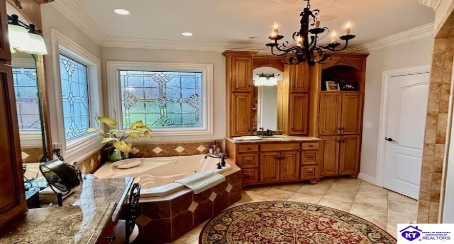 Fairway Drive, Campbellsville, Kentucky 42718, ,4 BathroomsBathrooms,For Sale,Fairway Drive,HK24003965