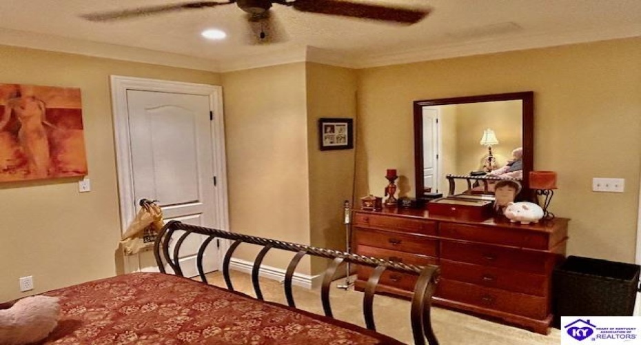 Fairway Drive, Campbellsville, Kentucky 42718, ,4 BathroomsBathrooms,For Sale,Fairway Drive,HK24003965