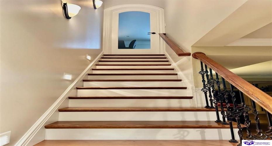 Fairway Drive, Campbellsville, Kentucky 42718, ,4 BathroomsBathrooms,For Sale,Fairway Drive,HK24003965