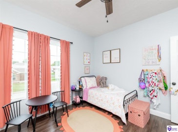 Turner Court, Vine Grove, Kentucky 40175, ,4 BathroomsBathrooms,For Sale,Turner Court,HK24003966 Turner Court, Vine Grove, Kentucky 40175, ,4 BathroomsBathrooms,For Sale,Turner Court,HK24003966