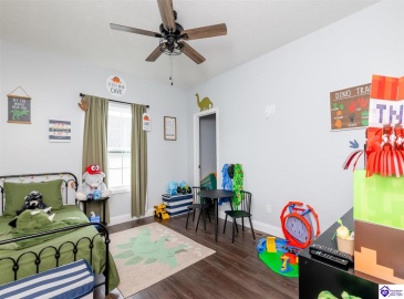 Turner Court, Vine Grove, Kentucky 40175, ,4 BathroomsBathrooms,For Sale,Turner Court,HK24003966 Turner Court, Vine Grove, Kentucky 40175, ,4 BathroomsBathrooms,For Sale,Turner Court,HK24003966