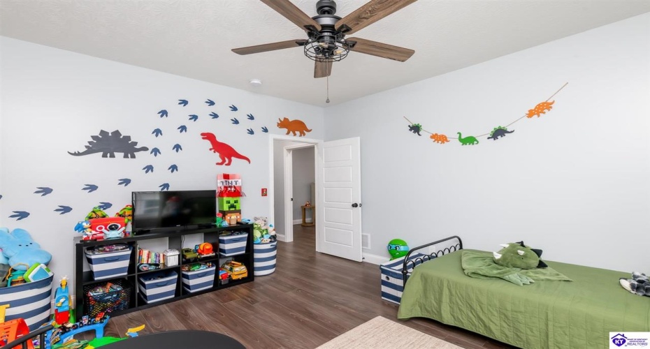 Turner Court, Vine Grove, Kentucky 40175, ,4 BathroomsBathrooms,For Sale,Turner Court,HK24003966