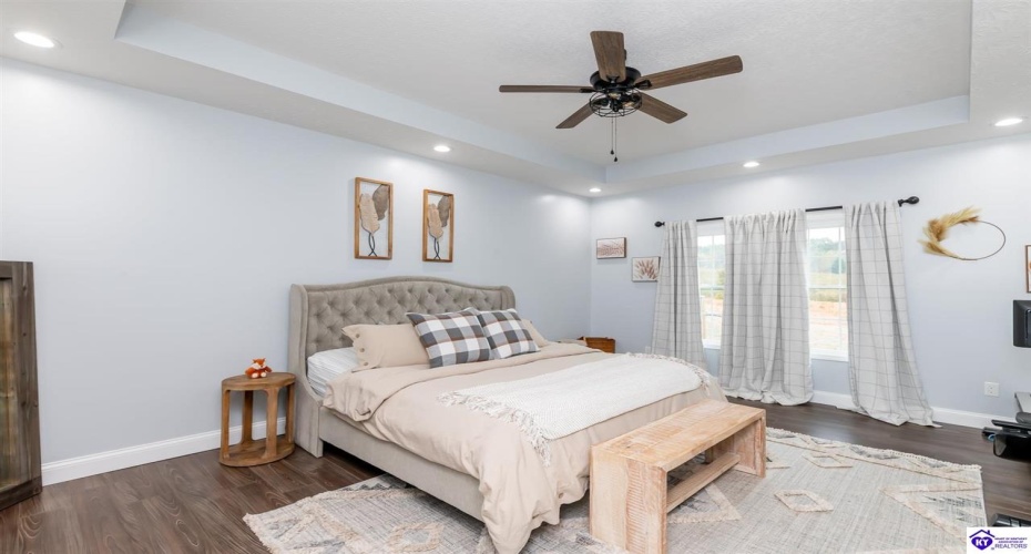 Turner Court, Vine Grove, Kentucky 40175, ,4 BathroomsBathrooms,For Sale,Turner Court,HK24003966