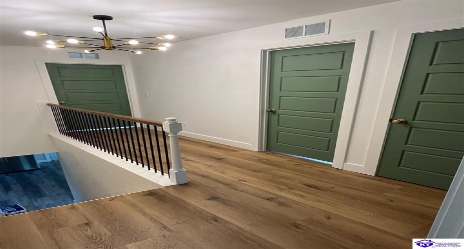 Hill Street, Vine Grove, Kentucky 40175-9417, ,3 BathroomsBathrooms,For Sale,Hill Street,HK24003967