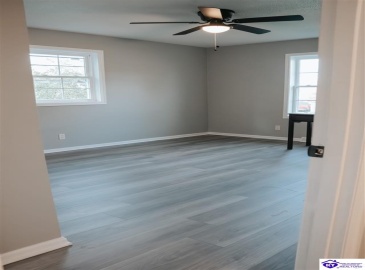 Beech Street, Elizabethtown, Kentucky 42701, ,1 BathroomBathrooms,For Sale,Beech Street,HK24003968 Beech Street, Elizabethtown, Kentucky 42701, ,1 BathroomBathrooms,For Sale,Beech Street,HK24003968