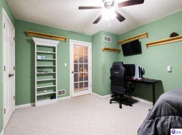 Evening Star Drive, Louisville, Kentucky 40272, ,3 BathroomsBathrooms,For Sale,Evening Star Drive,HK24003974 Evening Star Drive, Louisville, Kentucky 40272, ,3 BathroomsBathrooms,For Sale,Evening Star Drive,HK24003974