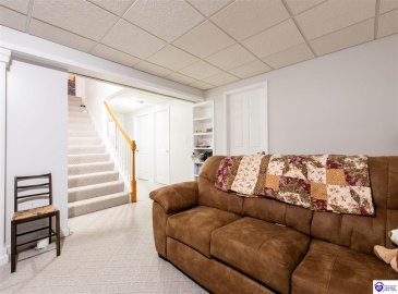 Evening Star Drive, Louisville, Kentucky 40272, ,3 BathroomsBathrooms,For Sale,Evening Star Drive,HK24003974 Evening Star Drive, Louisville, Kentucky 40272, ,3 BathroomsBathrooms,For Sale,Evening Star Drive,HK24003974