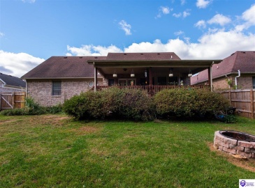 Evening Star Drive, Louisville, Kentucky 40272, ,3 BathroomsBathrooms,For Sale,Evening Star Drive,HK24003974 Evening Star Drive, Louisville, Kentucky 40272, ,3 BathroomsBathrooms,For Sale,Evening Star Drive,HK24003974