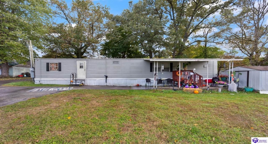 Southland Drive, Radcliff, Kentucky 40160, 3 Bedrooms Bedrooms, ,For Sale,Southland Drive,HK24003983 Southland Drive, Radcliff, Kentucky 40160, 3 Bedrooms Bedrooms, ,For Sale,Southland Drive,HK24003983