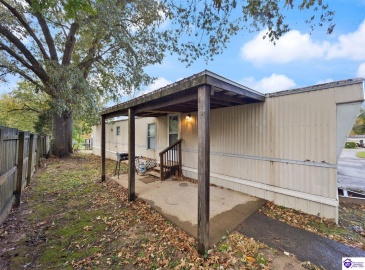 Southland Drive, Radcliff, Kentucky 40160, 3 Bedrooms Bedrooms, ,For Sale,Southland Drive,HK24003983