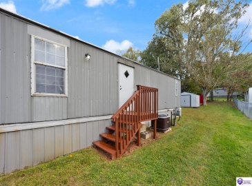 Southland Drive, Radcliff, Kentucky 40160, 3 Bedrooms Bedrooms, ,For Sale,Southland Drive,HK24003983