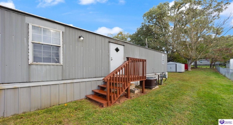 Southland Drive, Radcliff, Kentucky 40160, 3 Bedrooms Bedrooms, ,For Sale,Southland Drive,HK24003983 Southland Drive, Radcliff, Kentucky 40160, 3 Bedrooms Bedrooms, ,For Sale,Southland Drive,HK24003983