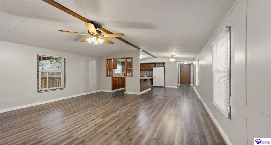 Southland Drive, Radcliff, Kentucky 40160, 3 Bedrooms Bedrooms, ,For Sale,Southland Drive,HK24003983 Southland Drive, Radcliff, Kentucky 40160, 3 Bedrooms Bedrooms, ,For Sale,Southland Drive,HK24003983