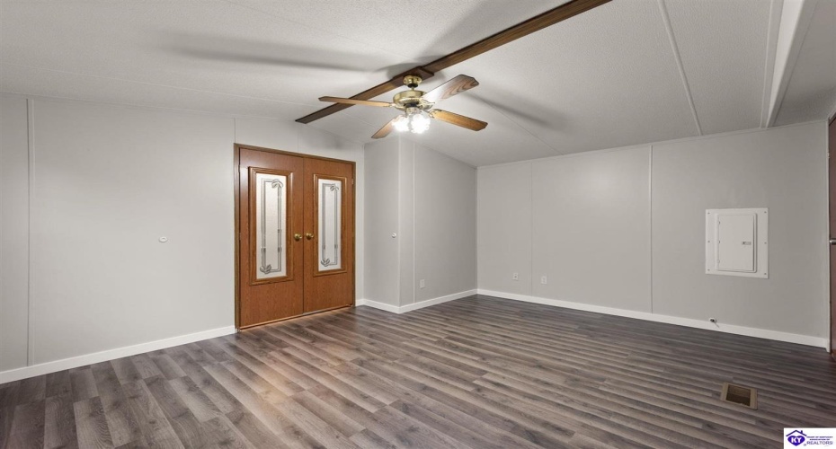 Southland Drive, Radcliff, Kentucky 40160, 3 Bedrooms Bedrooms, ,For Sale,Southland Drive,HK24003983 Southland Drive, Radcliff, Kentucky 40160, 3 Bedrooms Bedrooms, ,For Sale,Southland Drive,HK24003983